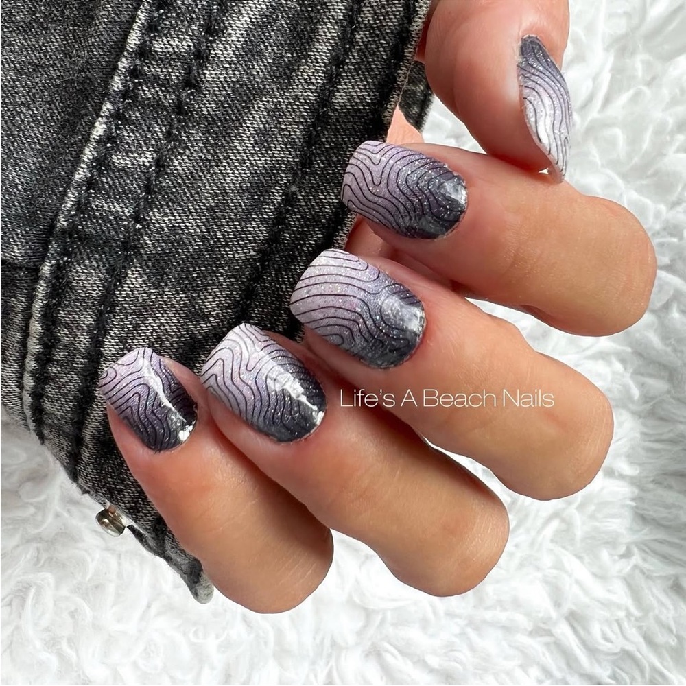 *Retired* Color Street: Out of Line | Black Squiggly Lines Clear Overlay Stripes - Picture 5 of 12